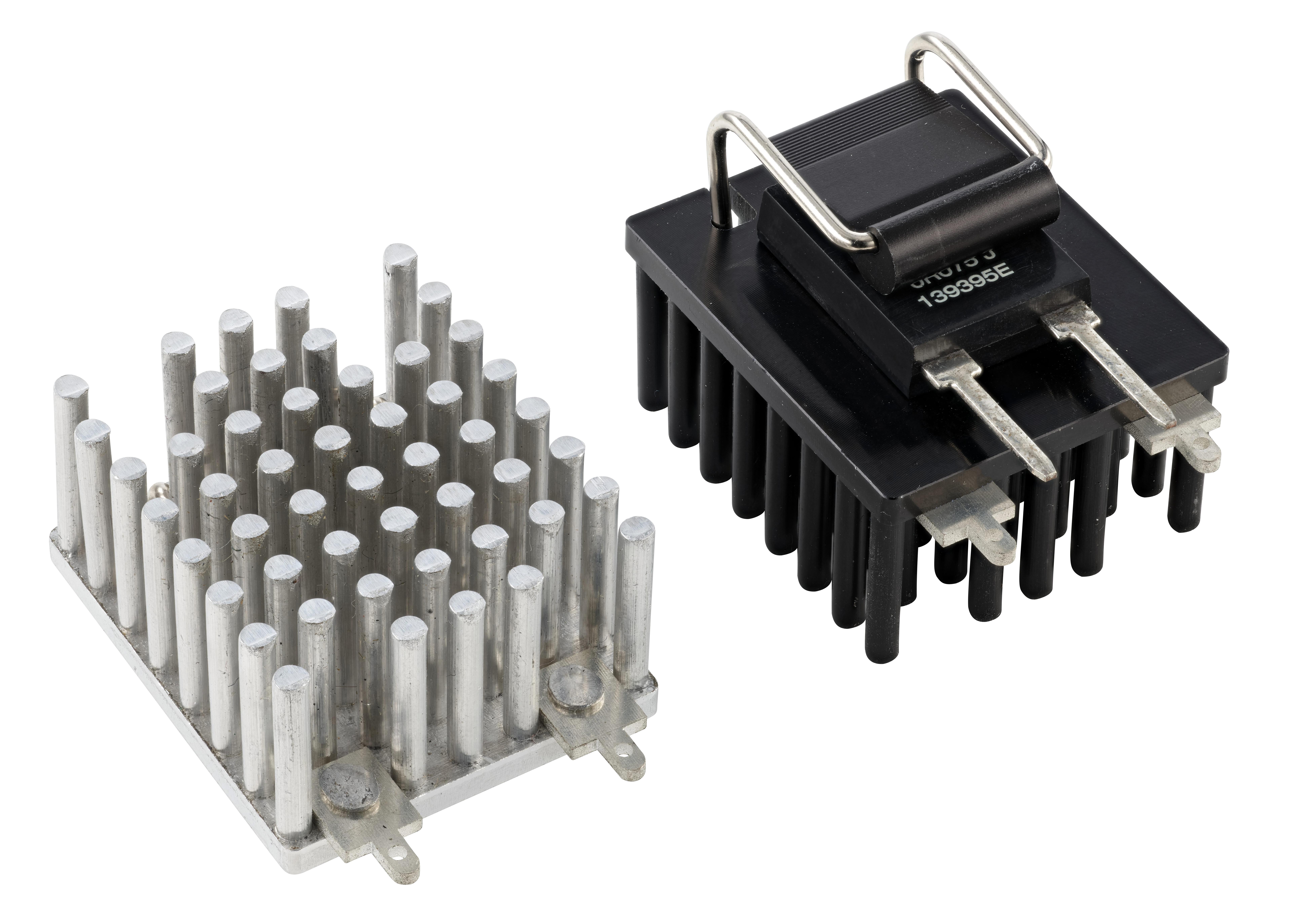100 pieces Heat Sinks TO-220 LOW PROFILE 